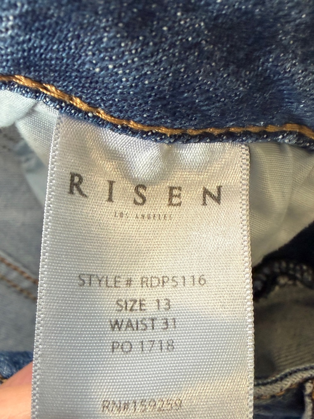 Risen Jeans distressed medium-washed denim pants with frayed raw hem size 13/31 - Picture 10 of 11
